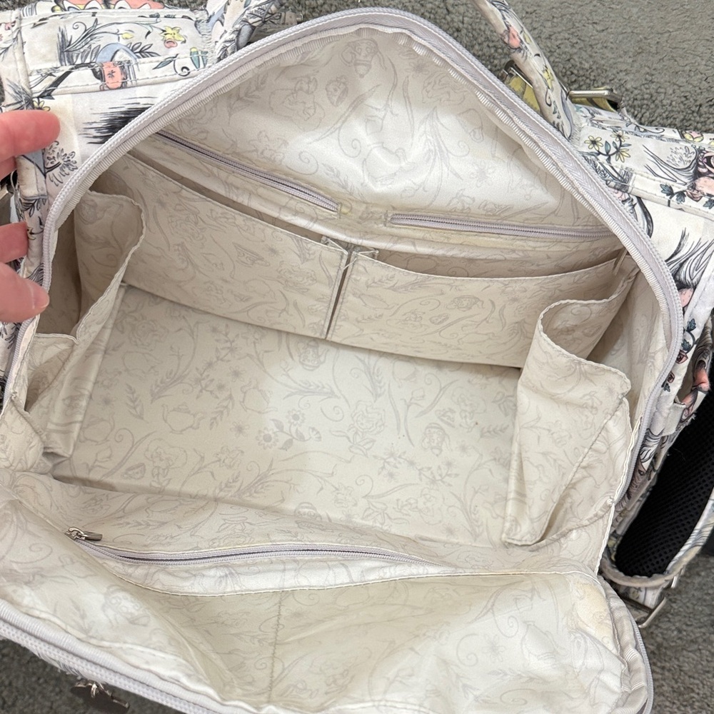 Jujube Alice in wonderland diaper bag - Picture 5 of 6